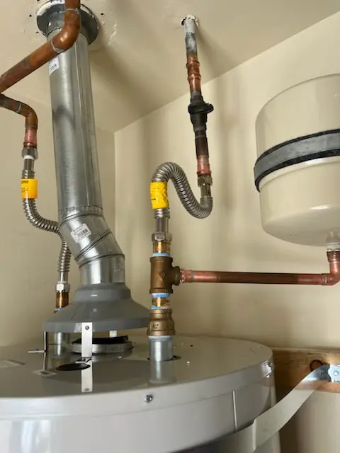 Water heater installation and plumbing repair in Central Southwest